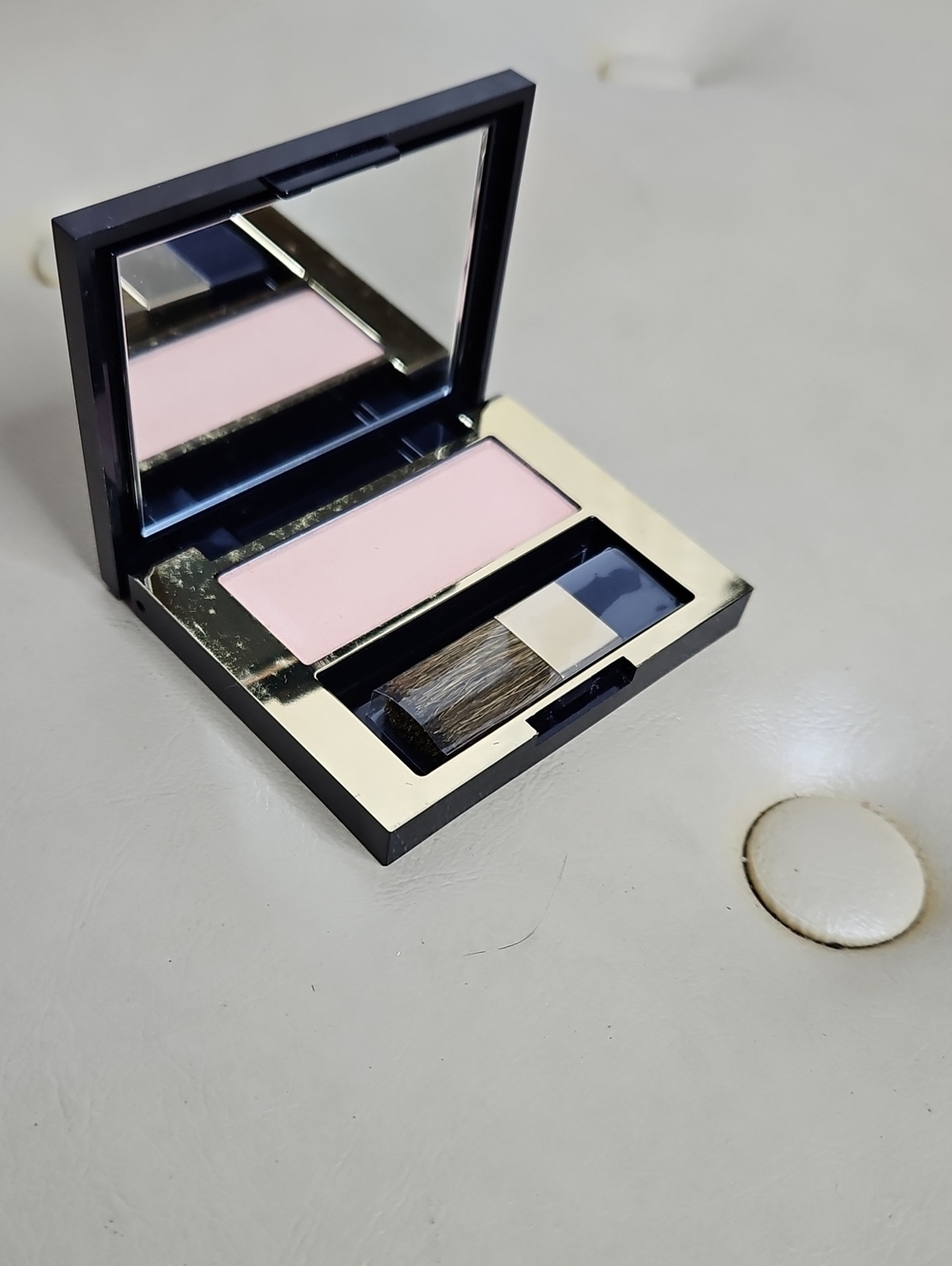 New Estée Lauder Pure Color Envy Sculpting Blush in shade 27 Luminizer